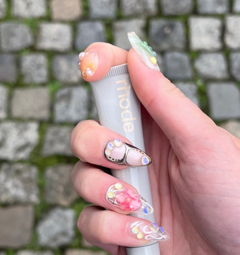 Creative 3D nail art